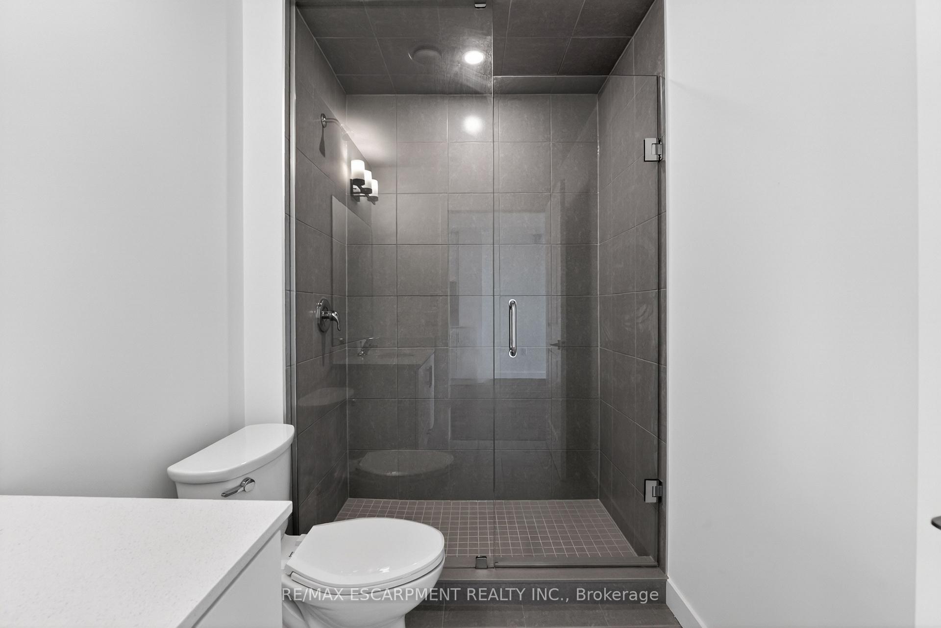 Photo 18 of Unit 822, 461 Green Road, Hamilton, Stoney Creek — HOMEH