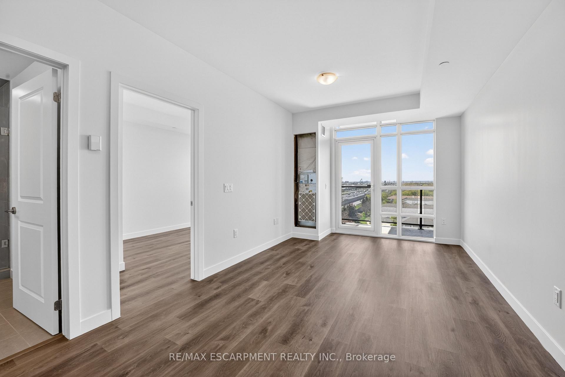 Photo 21 of Unit 822, 461 Green Road, Hamilton, Stoney Creek — HOMEH