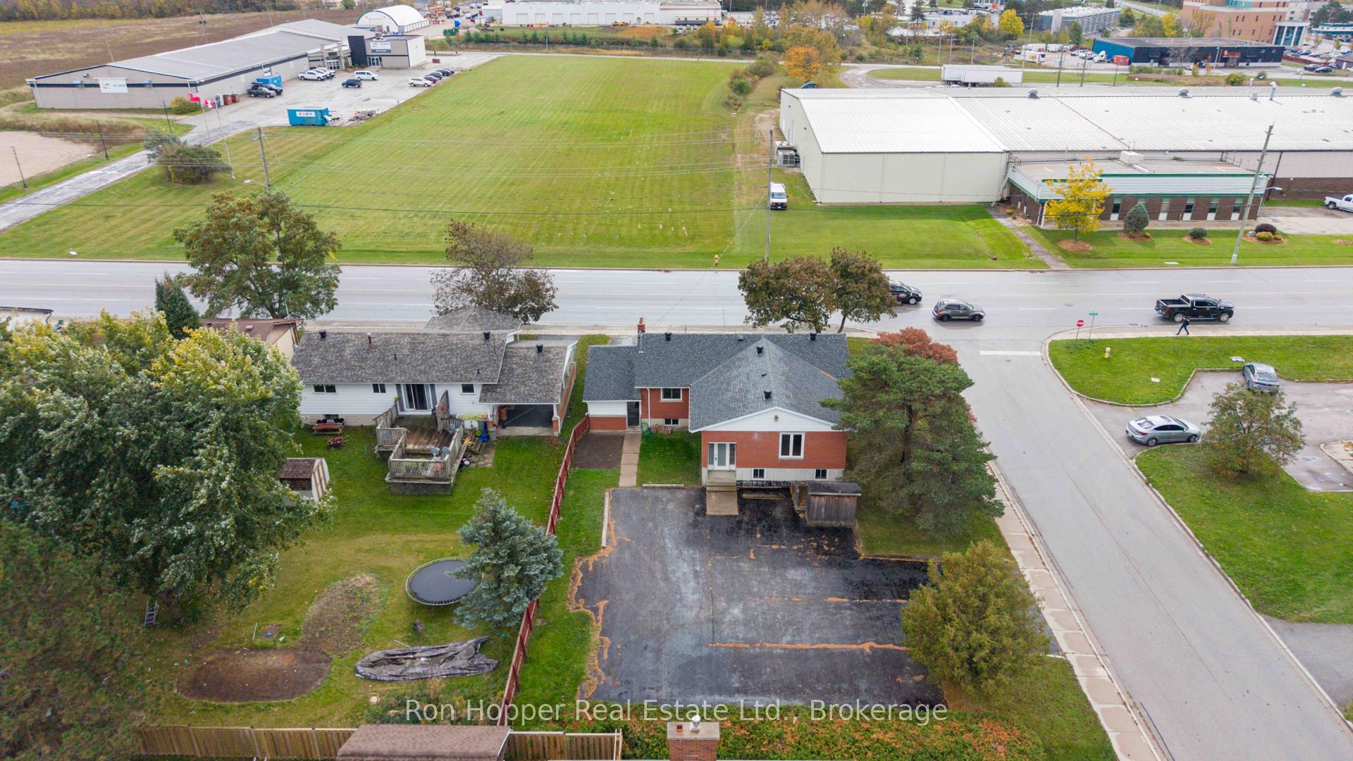 Photo 6 of 1082 8th Street E, Owen Sound — HOMEH