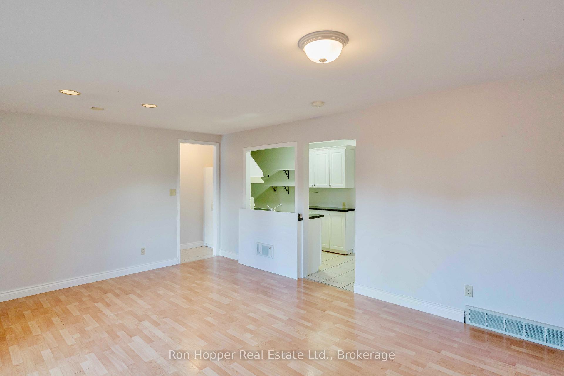 Photo 13 of 1082 8th Street E, Owen Sound — HOMEH