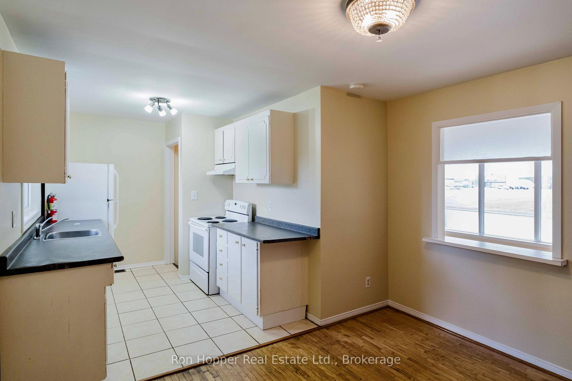 Photo 22 of 1082 8th Street E, Owen Sound — HOMEH
