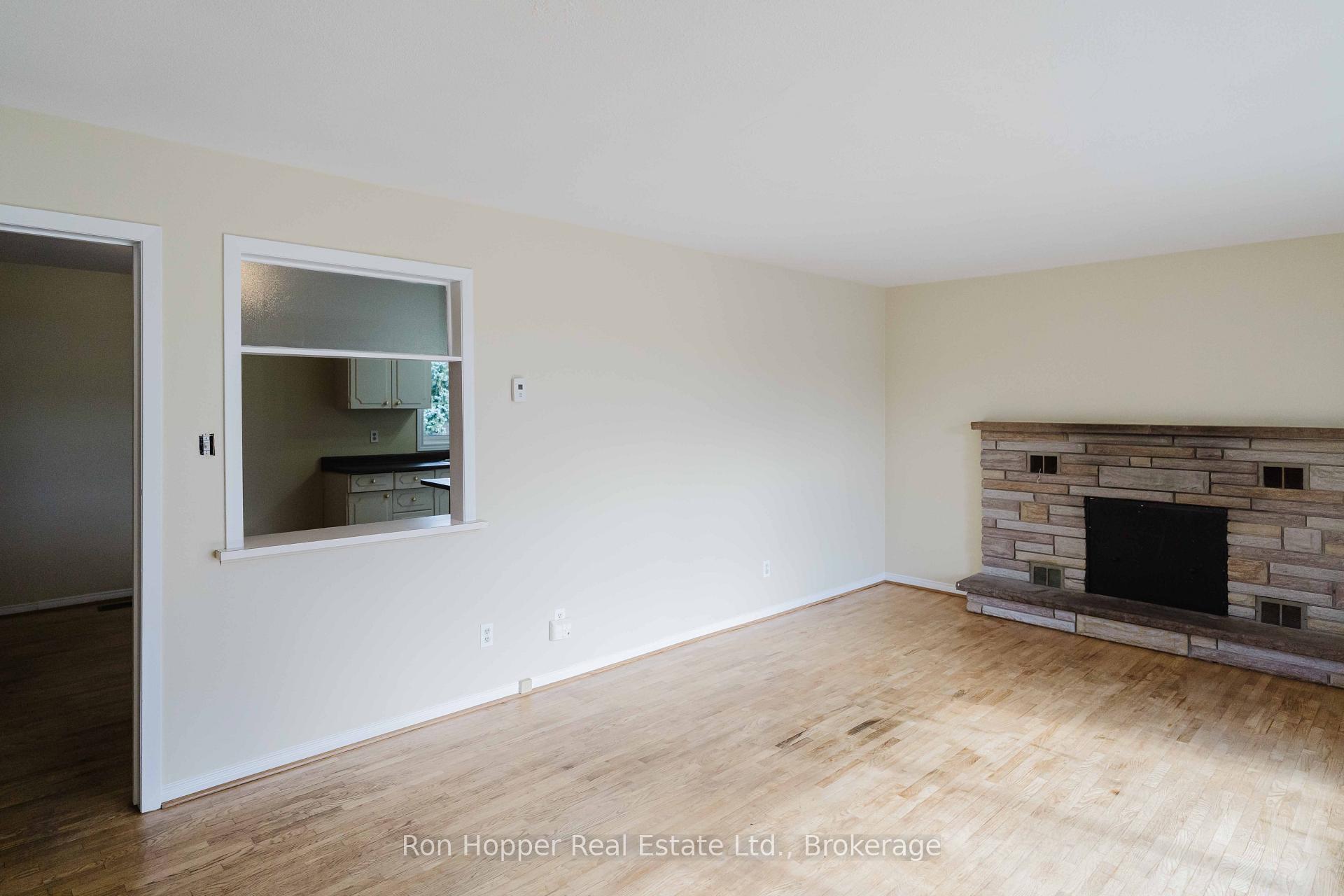 Photo 23 of 1082 8th Street E, Owen Sound — HOMEH
