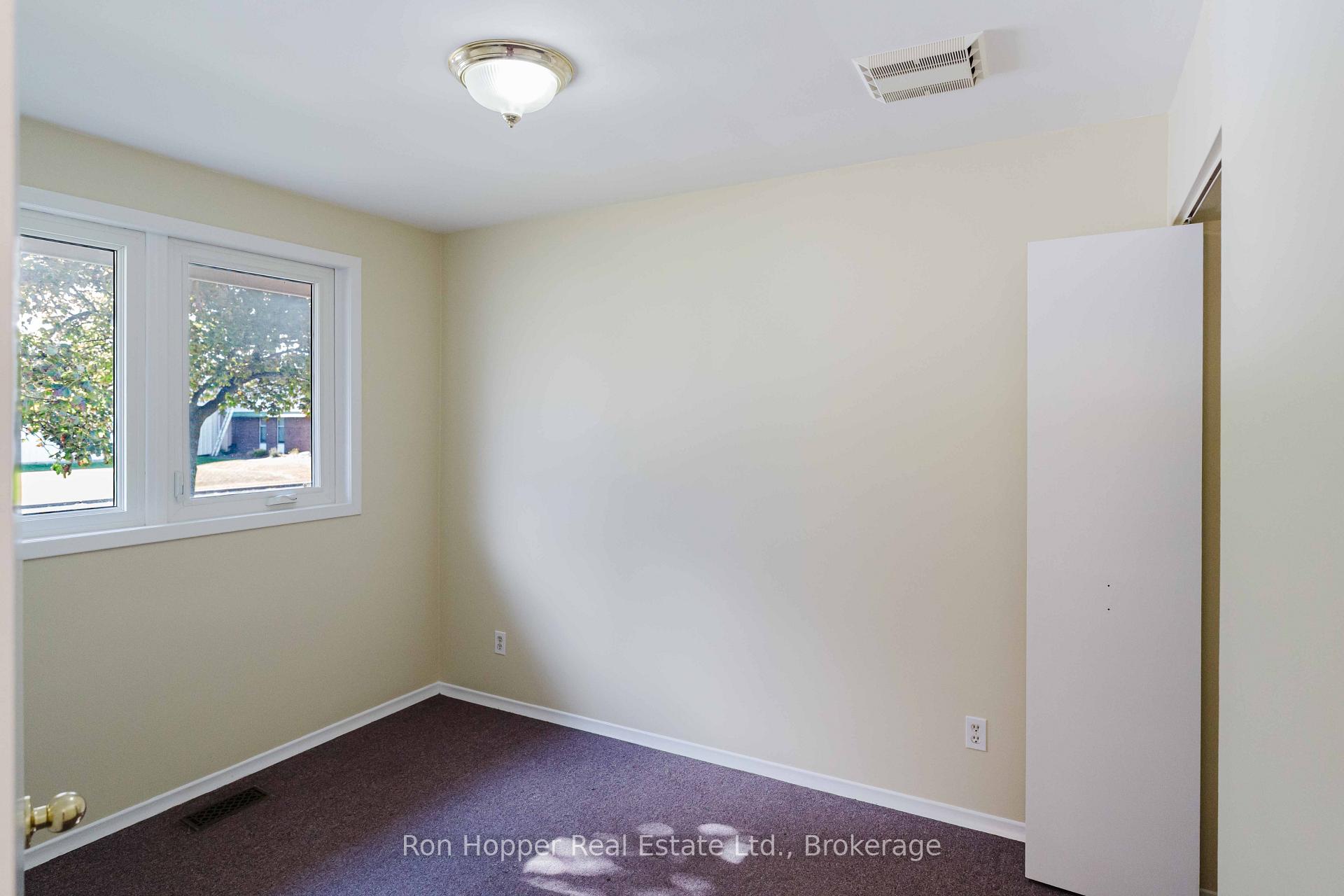 Photo 29 of 1082 8th Street E, Owen Sound — HOMEH