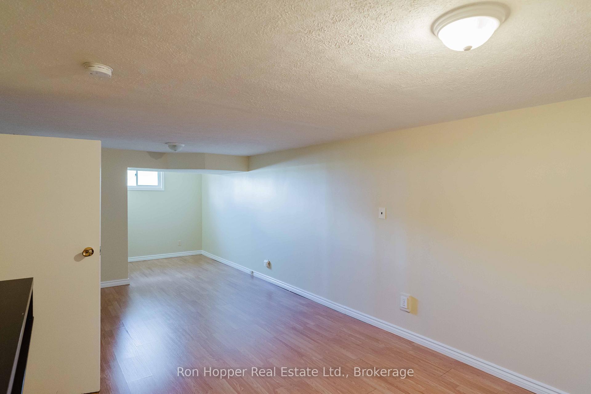 Photo 34 of 1082 8th Street E, Owen Sound — HOMEH
