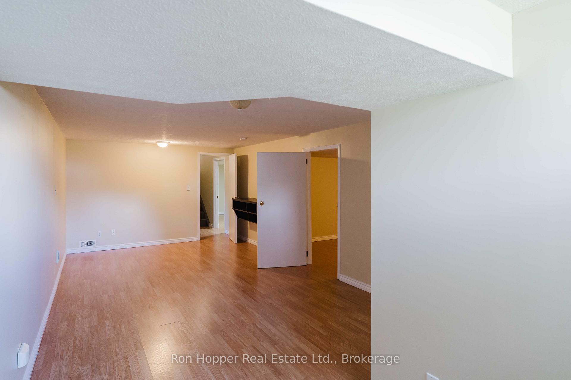 Photo 35 of 1082 8th Street E, Owen Sound — HOMEH