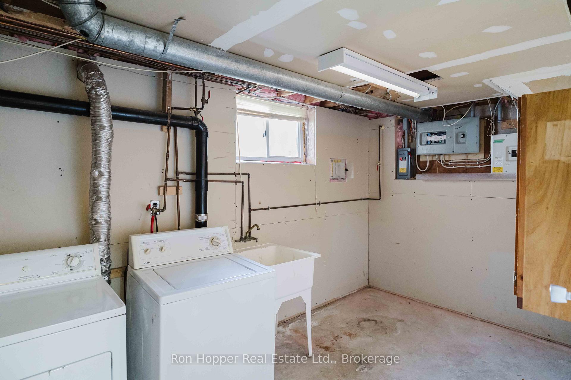 Photo 39 of 1082 8th Street E, Owen Sound — HOMEH