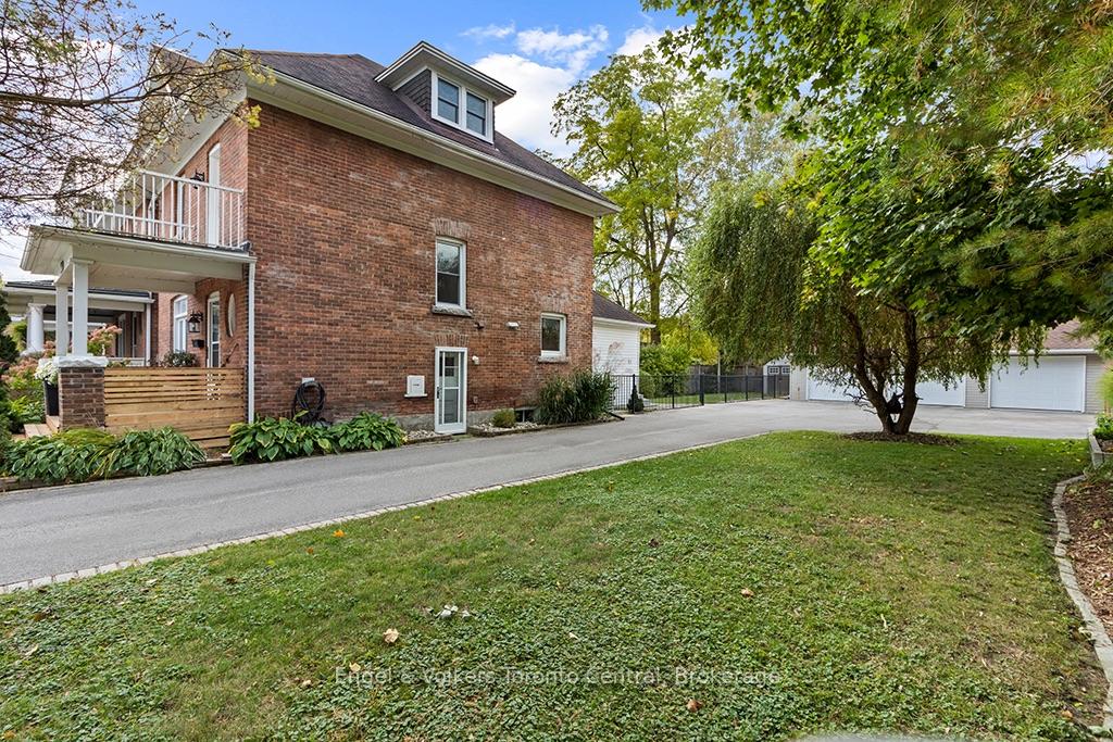 Photo 3 of 484 2ND Avenue E, Owen Sound — HOMEH