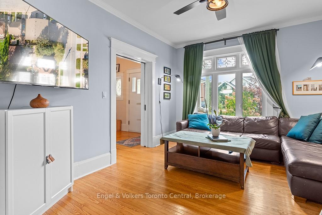 Photo 9 of 484 2ND Avenue E, Owen Sound — HOMEH
