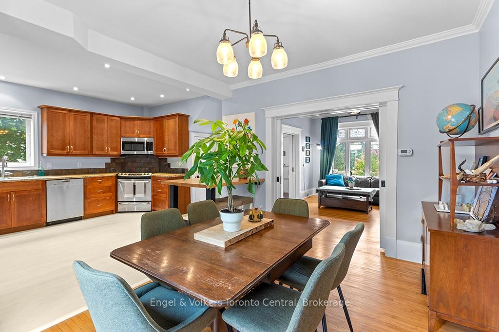 Photo 16 of 484 2ND Avenue E, Owen Sound — HOMEH