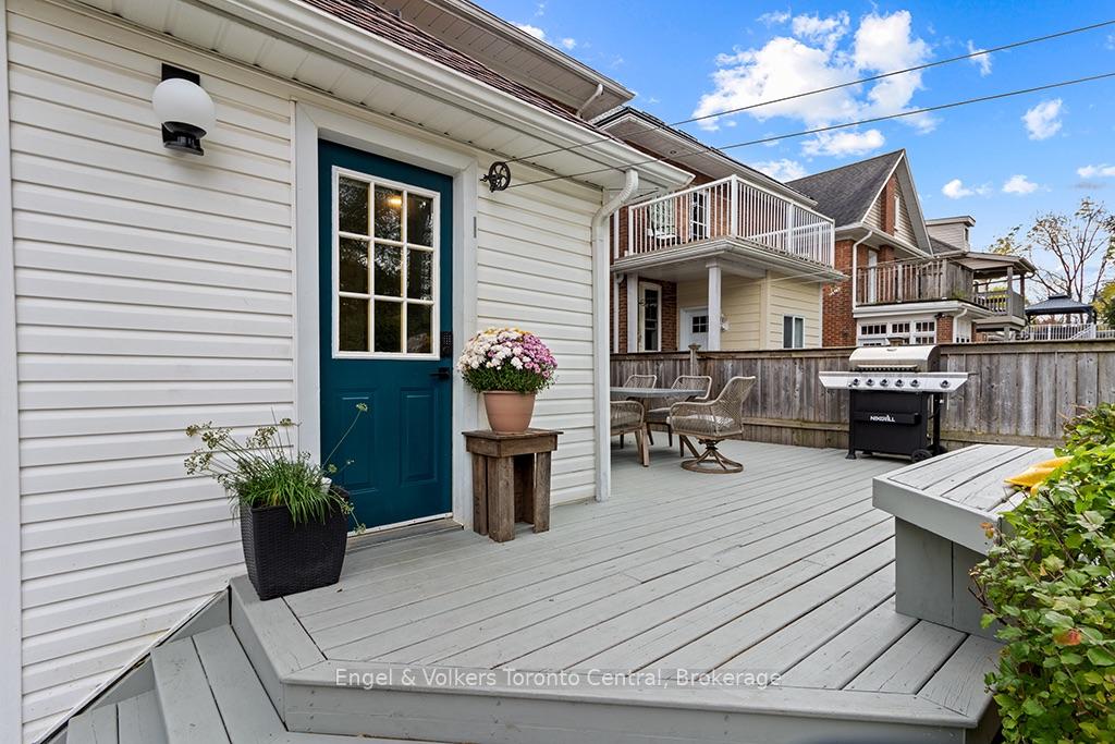 Photo 33 of 484 2ND Avenue E, Owen Sound — HOMEH