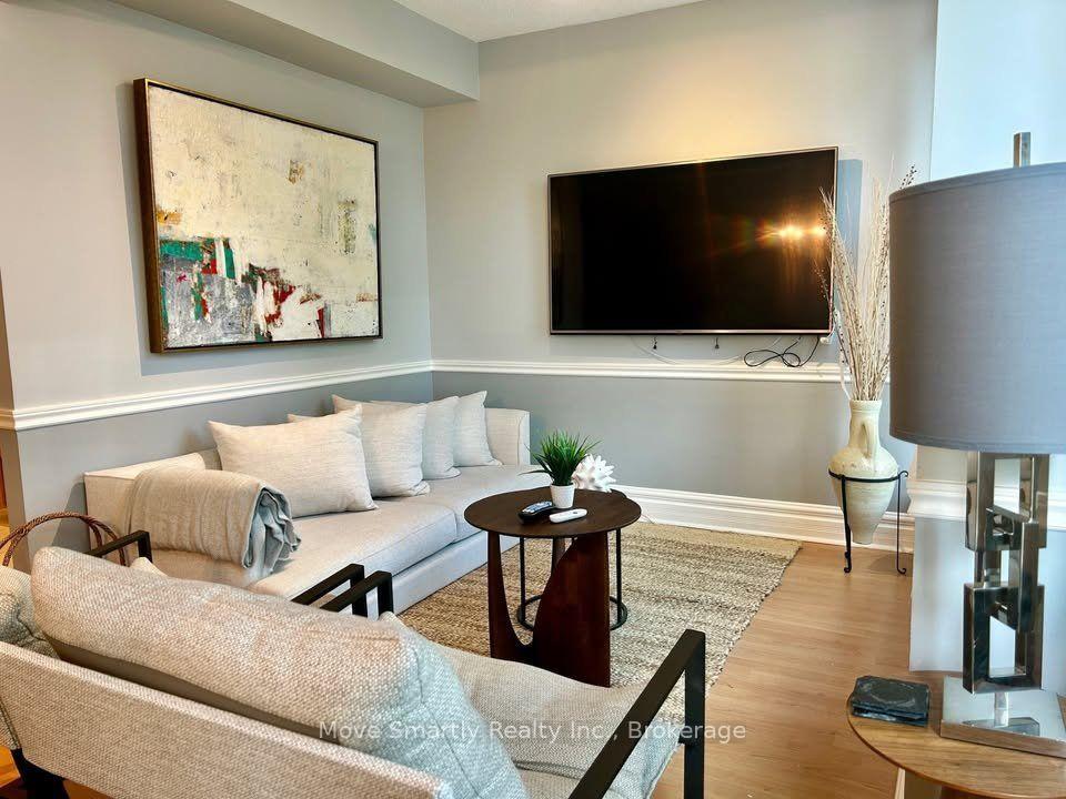 Photo 2 of Unit 808, 40 Scollard Street, Toronto, The Annex — HOMEH