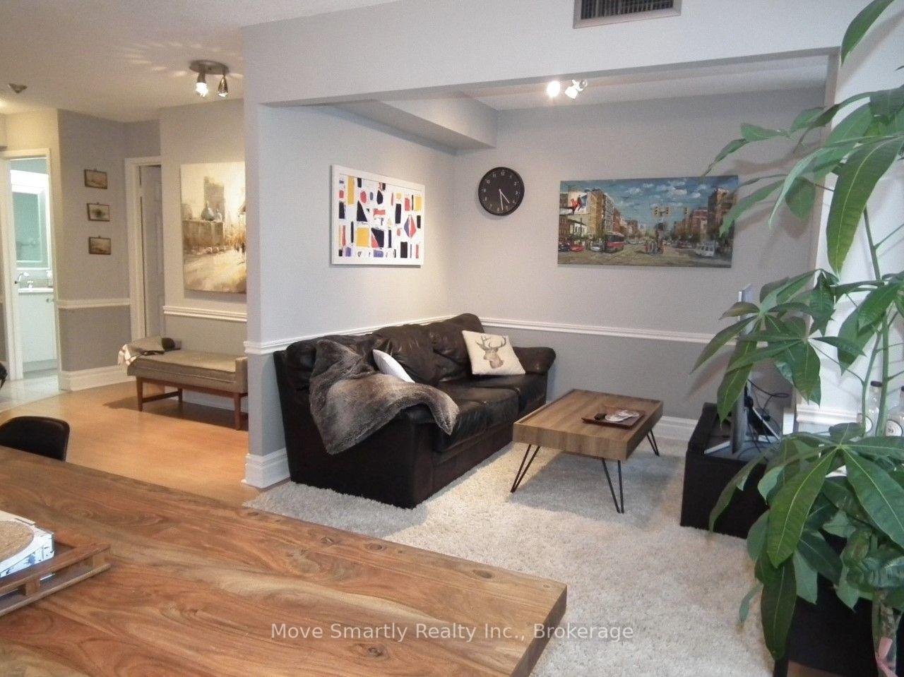 Photo 3 of Unit 808, 40 Scollard Street, Toronto, The Annex — HOMEH