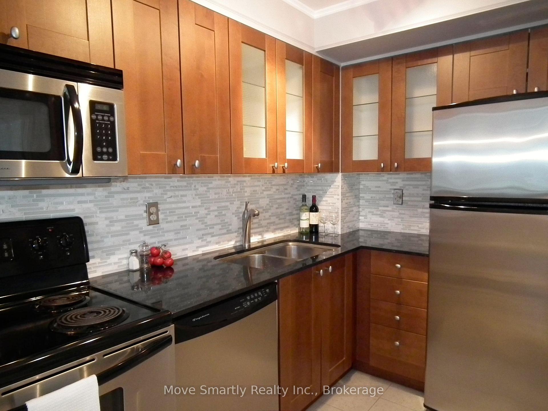 Photo 5 of Unit 808, 40 Scollard Street, Toronto, The Annex — HOMEH