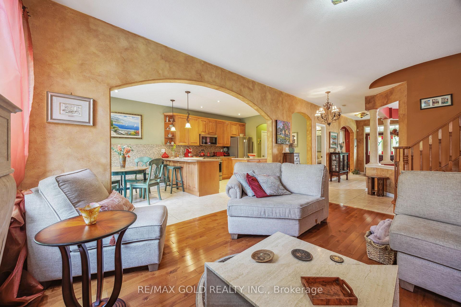 Photo 19 of 40 Maldives Crescent, Brampton, Vales of Castlemore — HOMEH