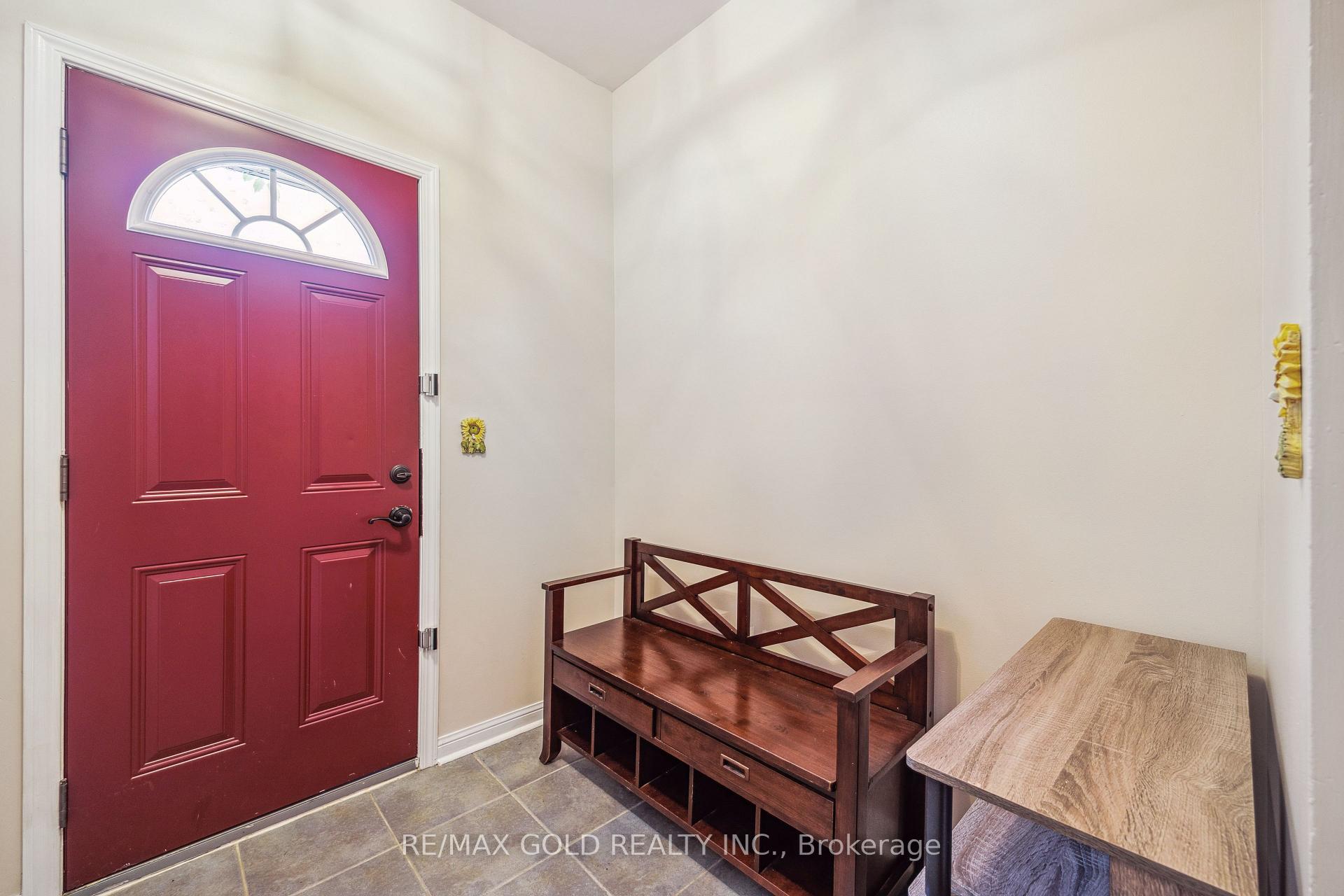 Photo 22 of 40 Maldives Crescent, Brampton, Vales of Castlemore — HOMEH