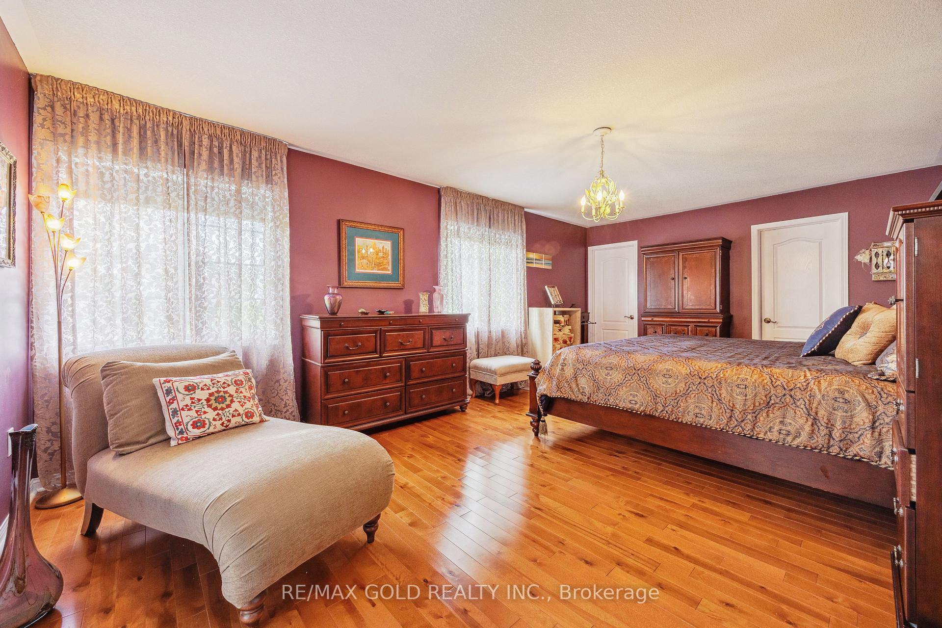 Photo 25 of 40 Maldives Crescent, Brampton, Vales of Castlemore — HOMEH