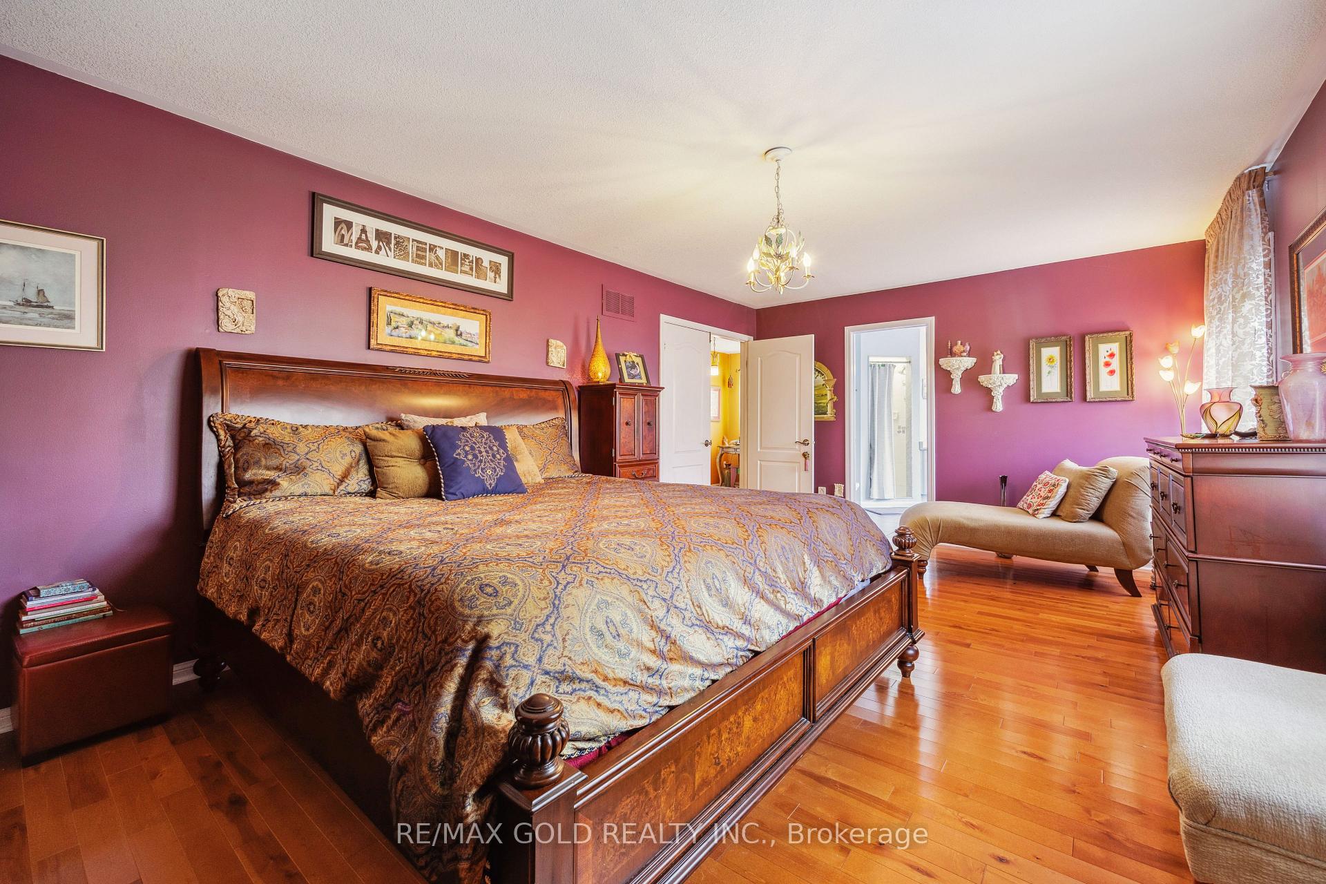 Photo 28 of 40 Maldives Crescent, Brampton, Vales of Castlemore — HOMEH