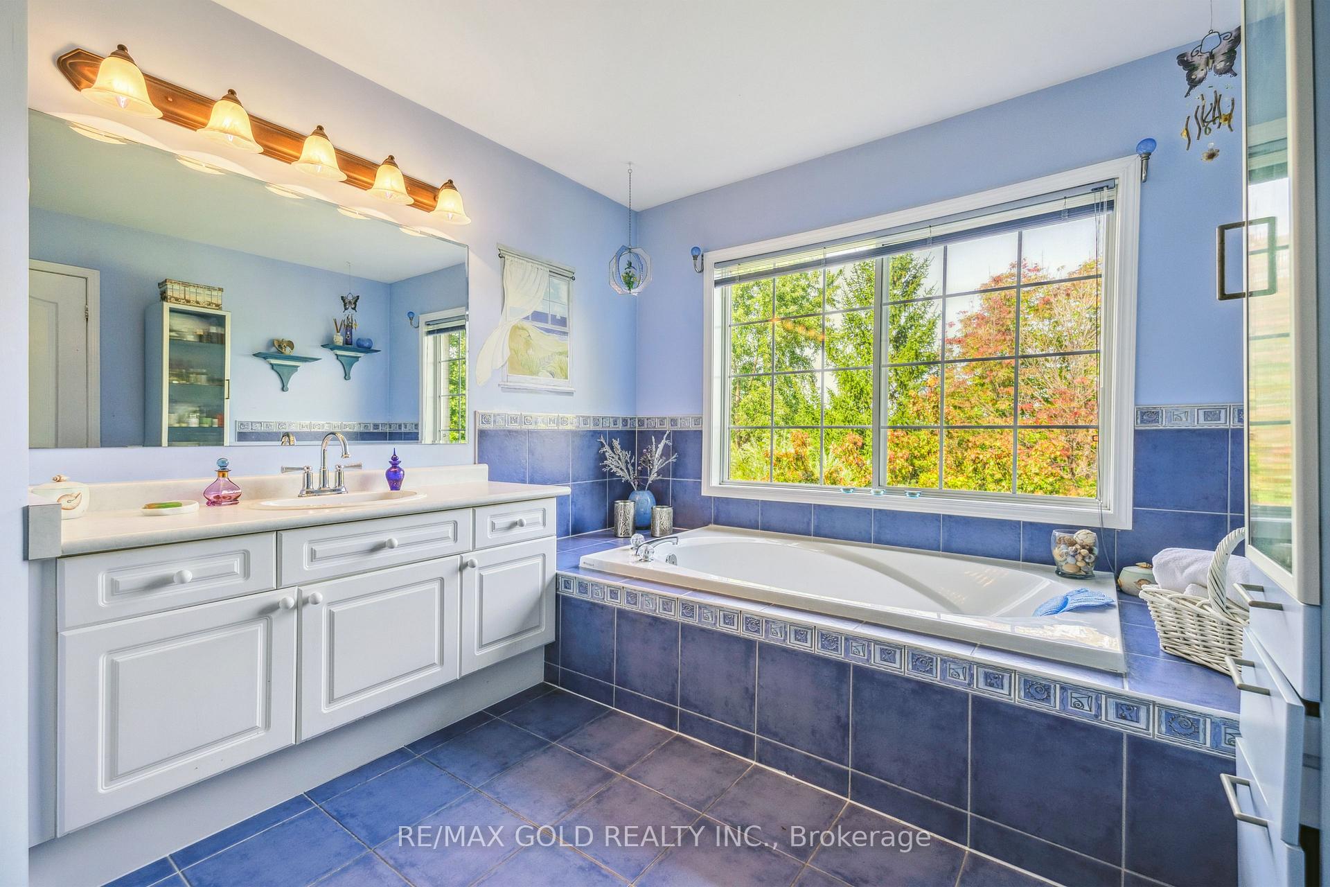 Photo 31 of 40 Maldives Crescent, Brampton, Vales of Castlemore — HOMEH
