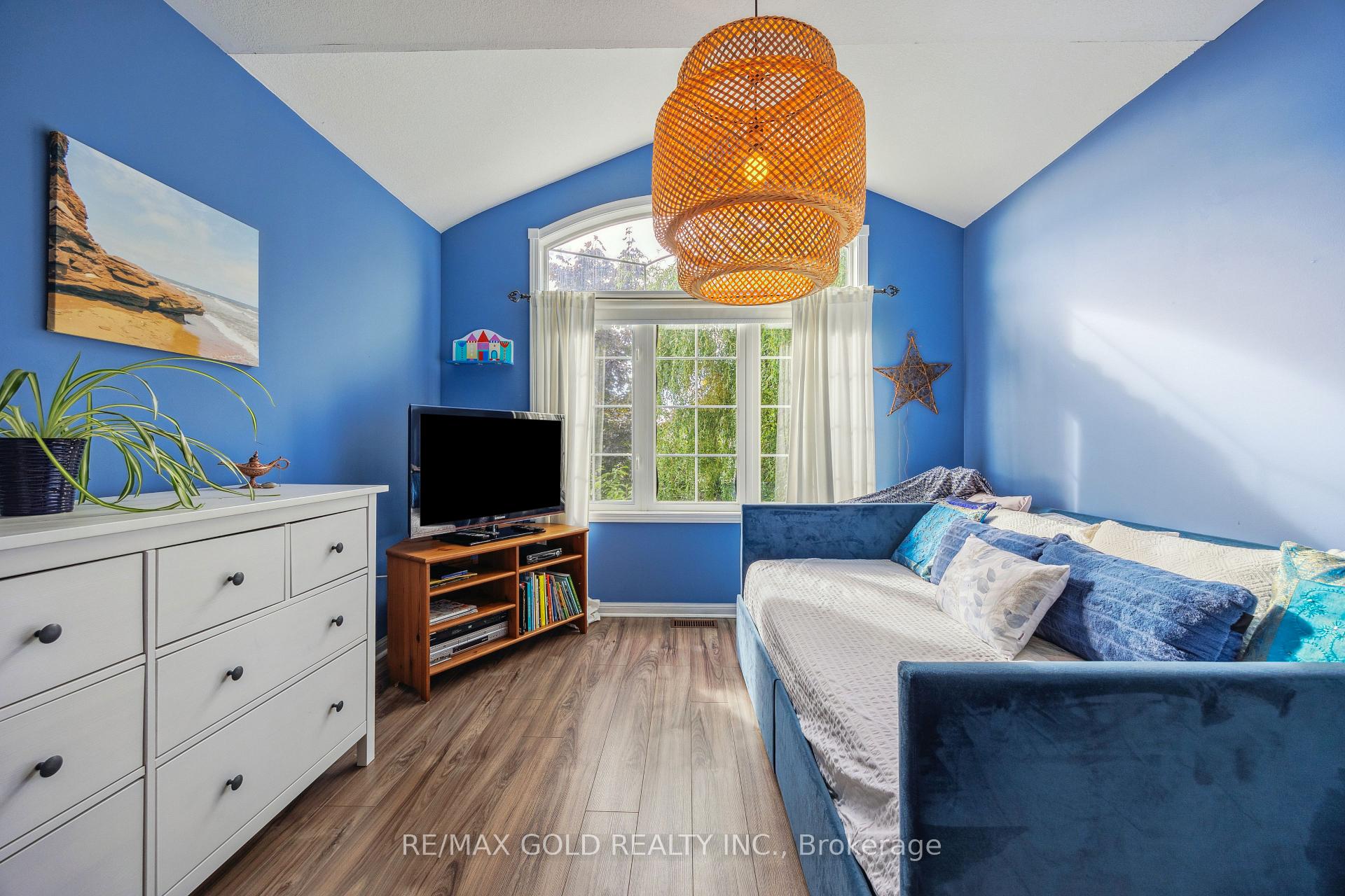 Photo 33 of 40 Maldives Crescent, Brampton, Vales of Castlemore — HOMEH