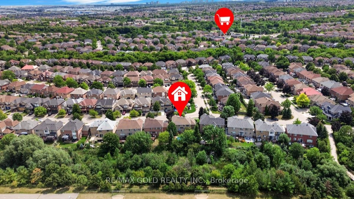 Photo 46 of 40 Maldives Crescent, Brampton, Vales of Castlemore — HOMEH