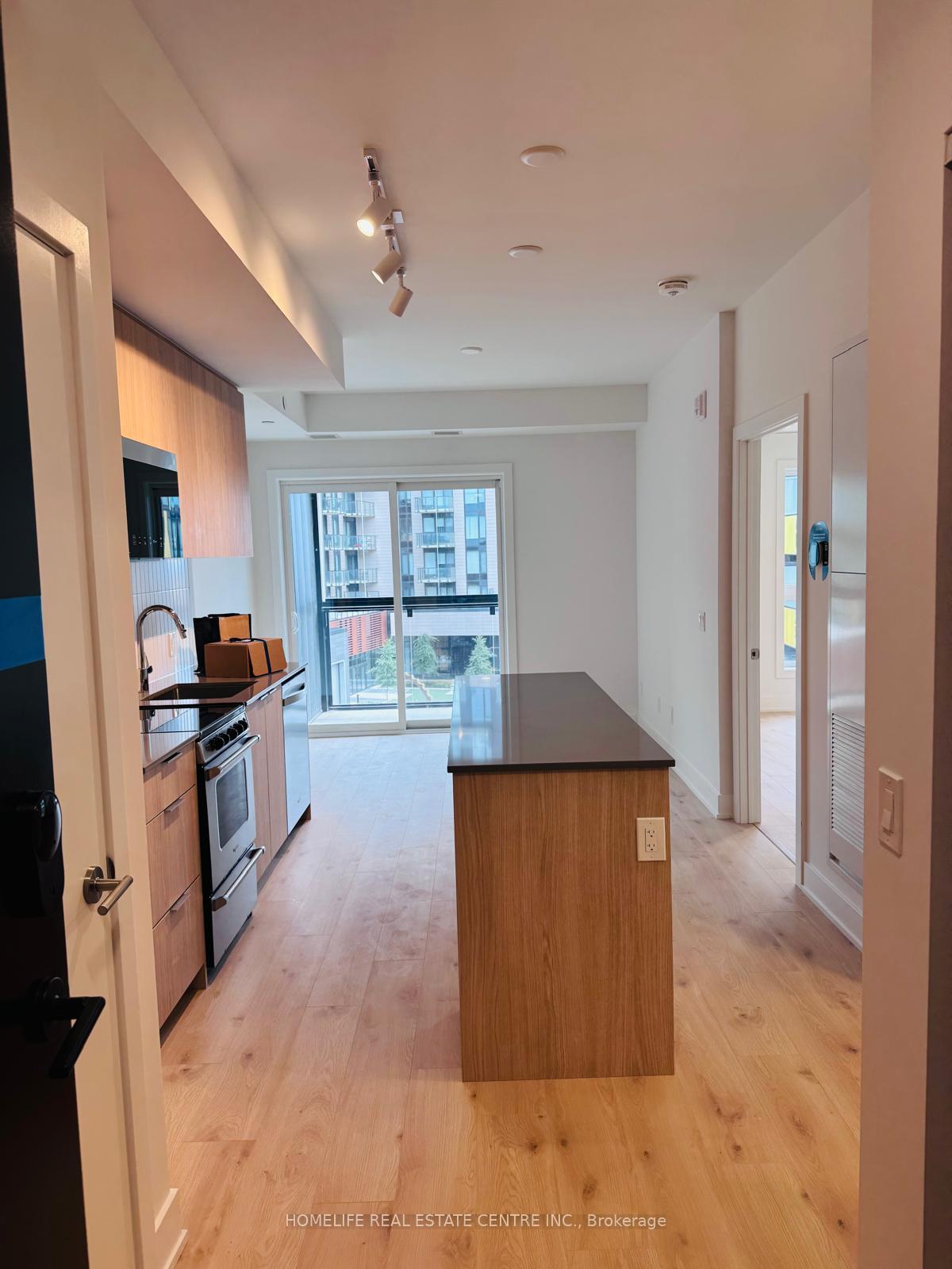 Photo 1 of Unit 409, 3008 William Cutmore Boulevard, Oakville, Joshua Meadows — HOMEH