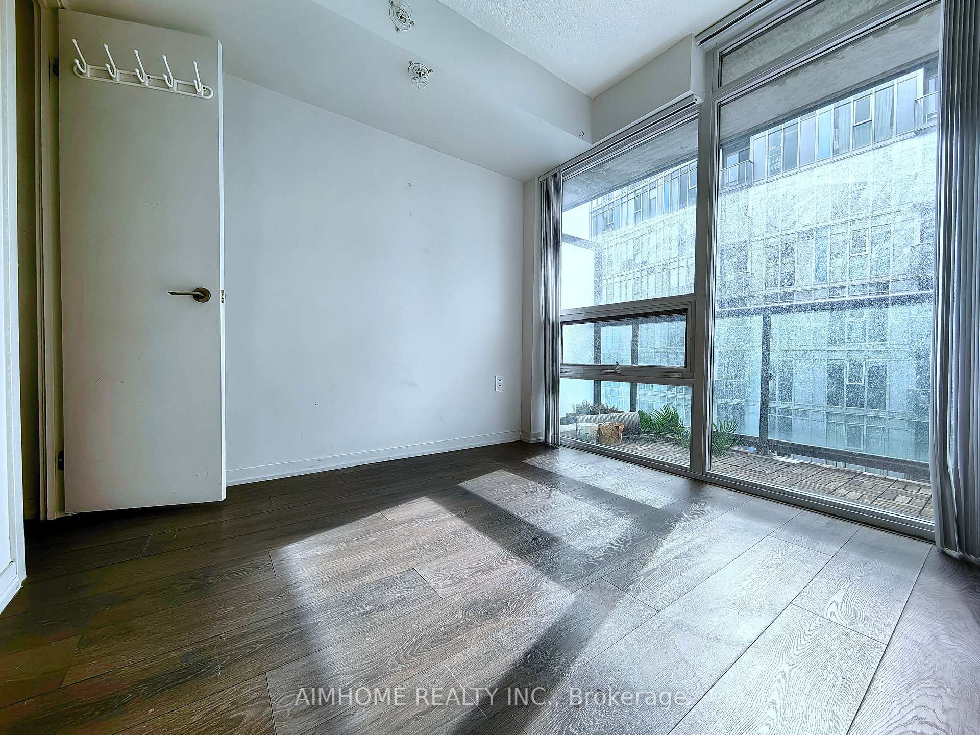 Photo 9 of Unit 1916, 36 Lisgar Street, Toronto, Little Portugal — HOMEH