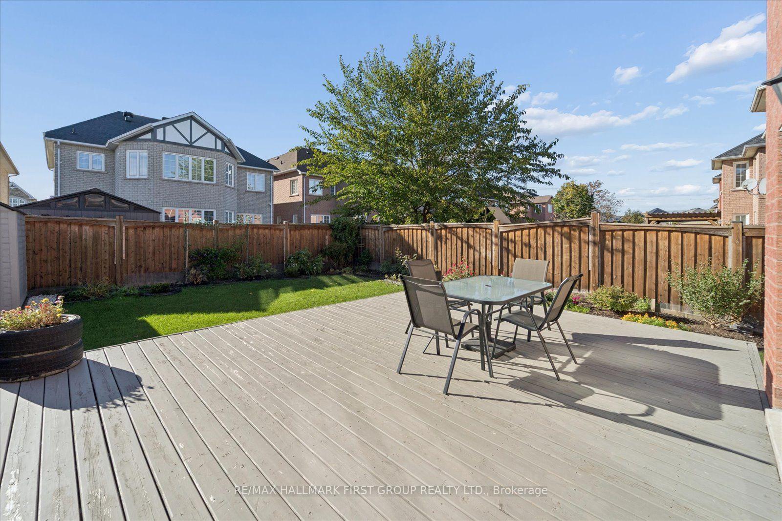 Photo 17 of 6 Winterton Way, Ajax, Northwest Ajax — HOMEH