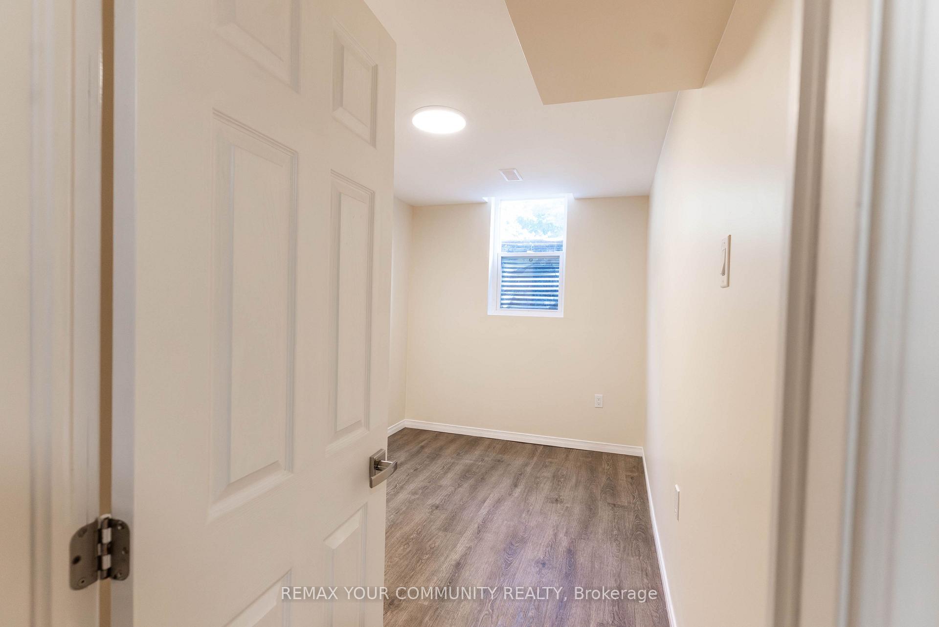 Photo 13 of 1553 Norwill Crescent, Oshawa, Samac — HOMEH