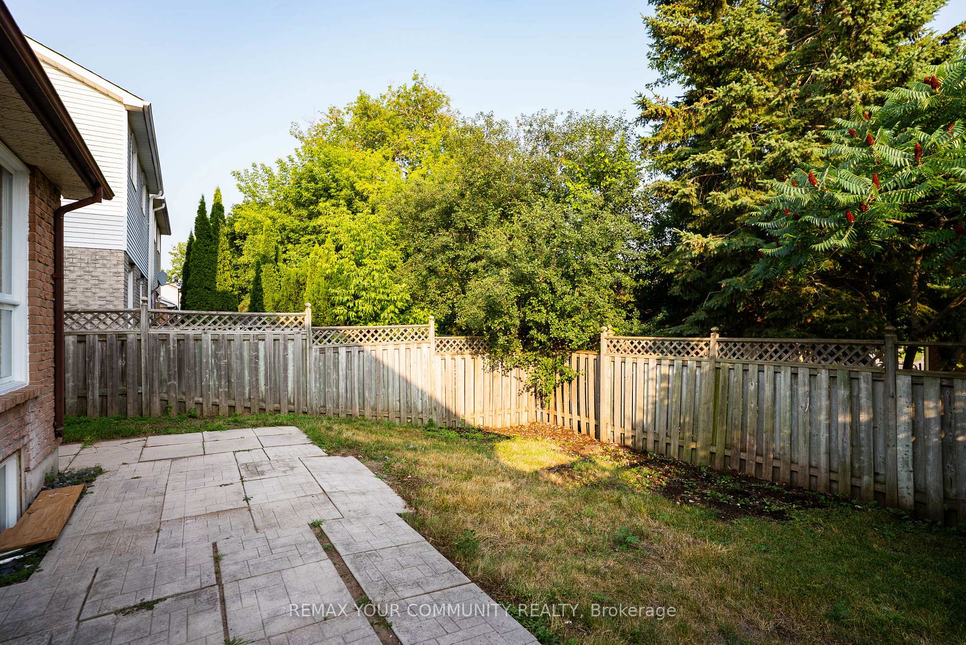 Photo 41 of 1553 Norwill Crescent, Oshawa, Samac — HOMEH