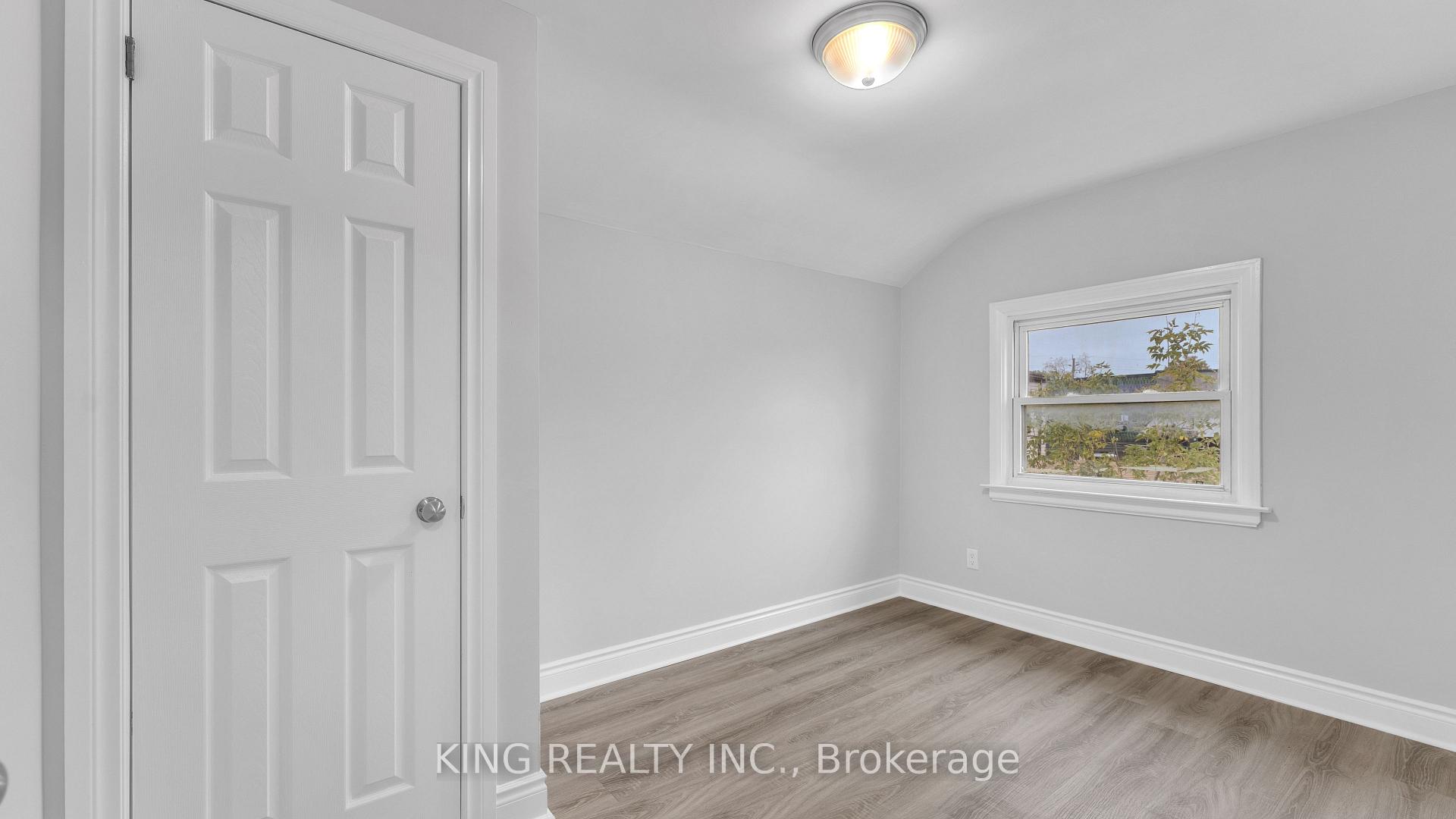 Photo 9 of Unit UPPER, 908 Trafalgar Street, London, East L — HOMEH