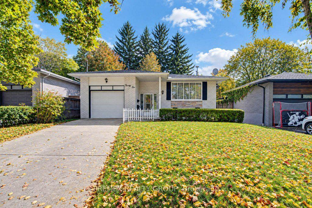 Photo of 22 Clarke Street W