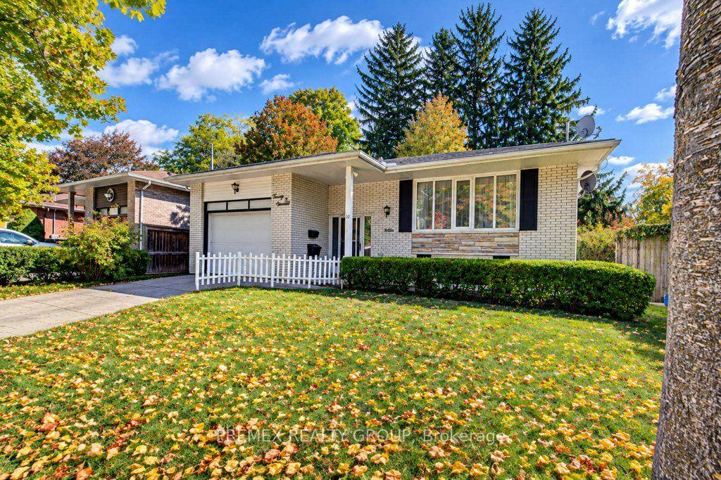 Photo 3 of 22 Clarke Street W, Guelph, Exhibition Park — HOMEH