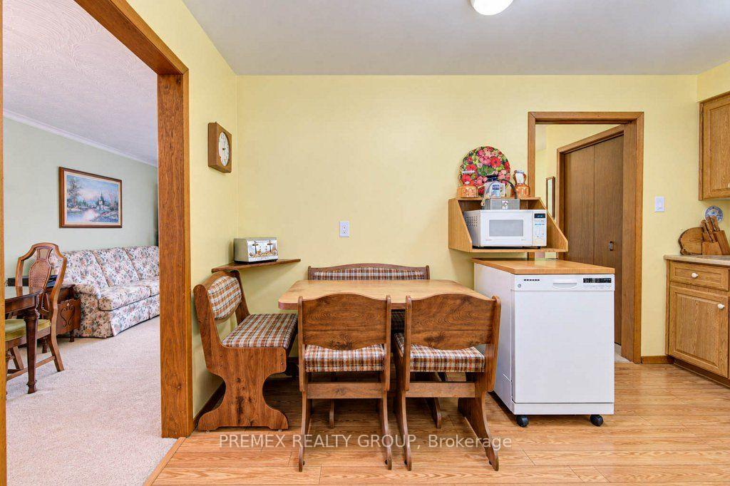 Photo 12 of 22 Clarke Street W, Guelph, Exhibition Park — HOMEH