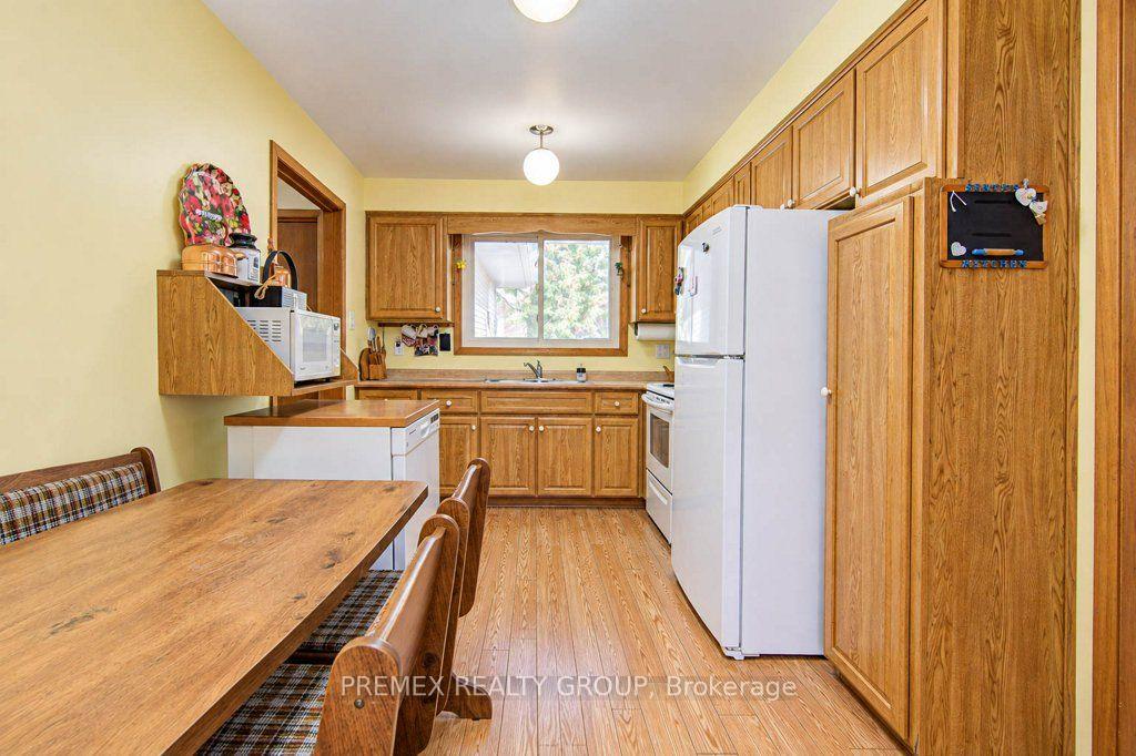 Photo 11 of 22 Clarke Street W, Guelph, Exhibition Park — HOMEH