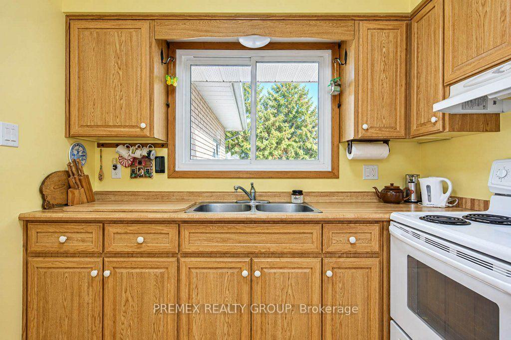 Photo 16 of 22 Clarke Street W, Guelph, Exhibition Park — HOMEH