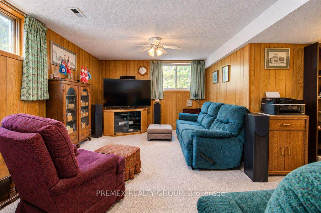 Photo 26 of 22 Clarke Street W, Guelph, Exhibition Park — HOMEH