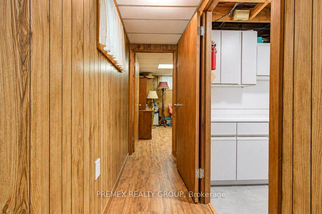 Photo 29 of 22 Clarke Street W, Guelph, Exhibition Park — HOMEH