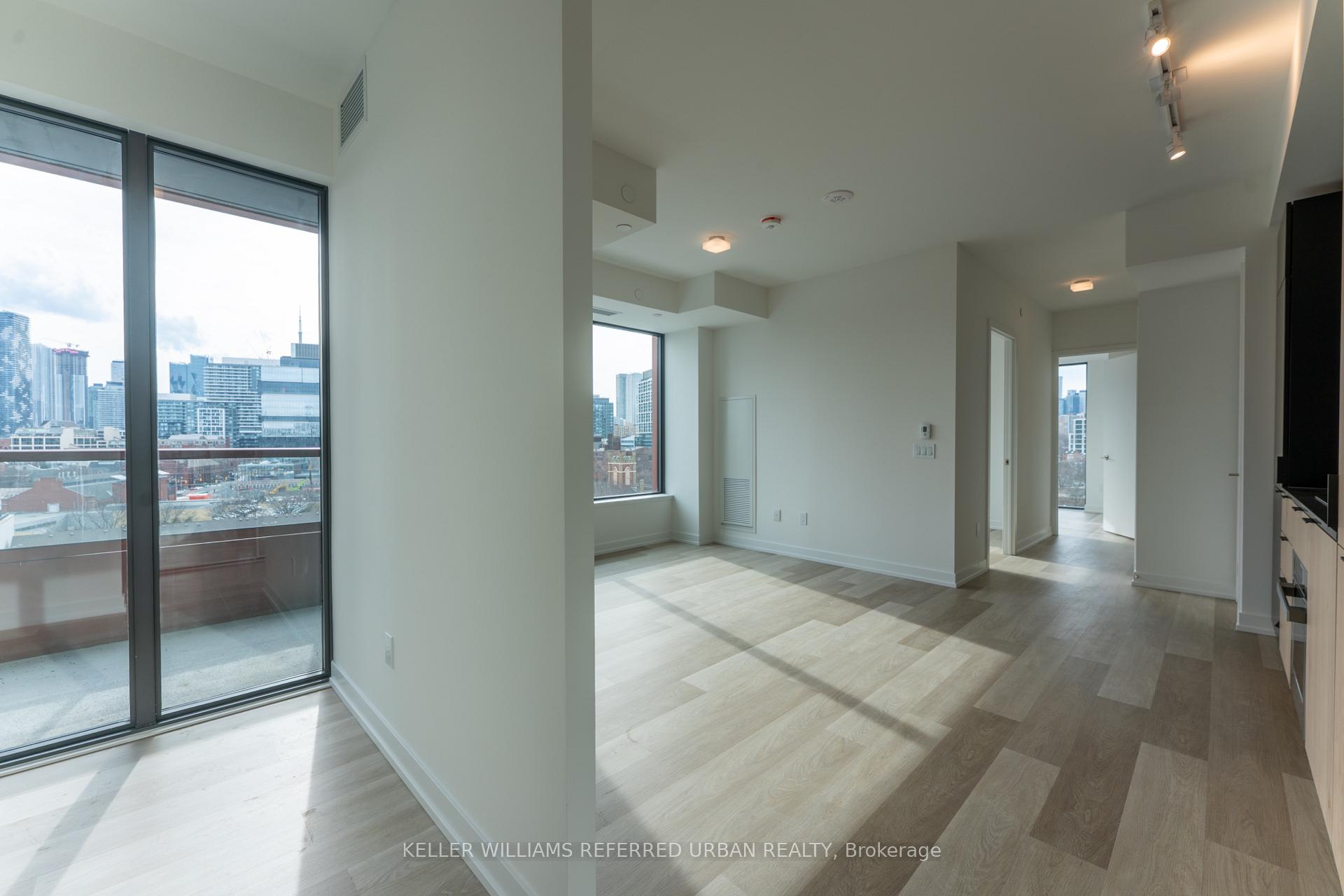 Photo of Unit 822, 28 Eastern Avenue