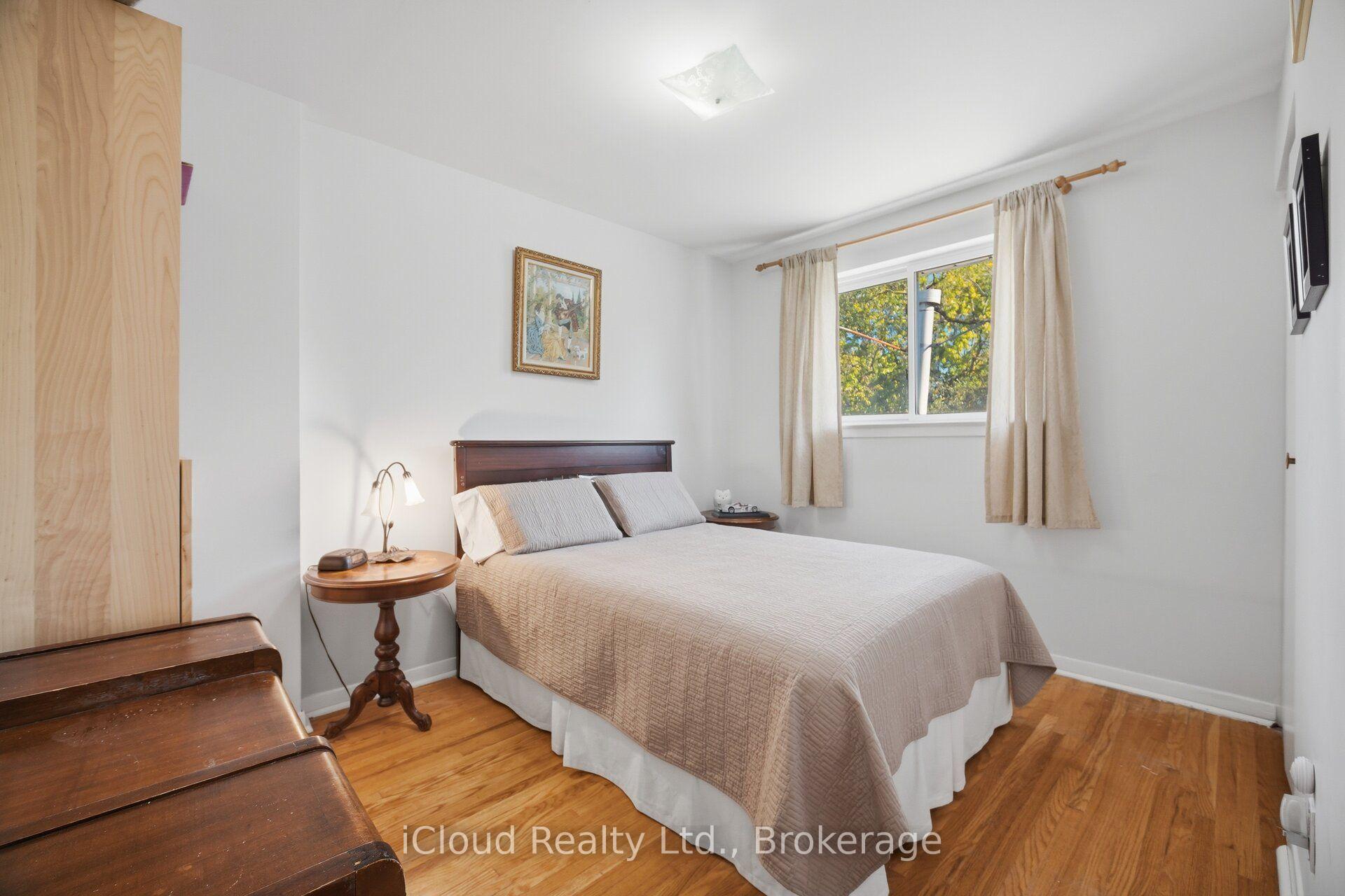 Photo 30 of 52 Bengal Court, North York, Glenfield-Jane Heights — HOMEH