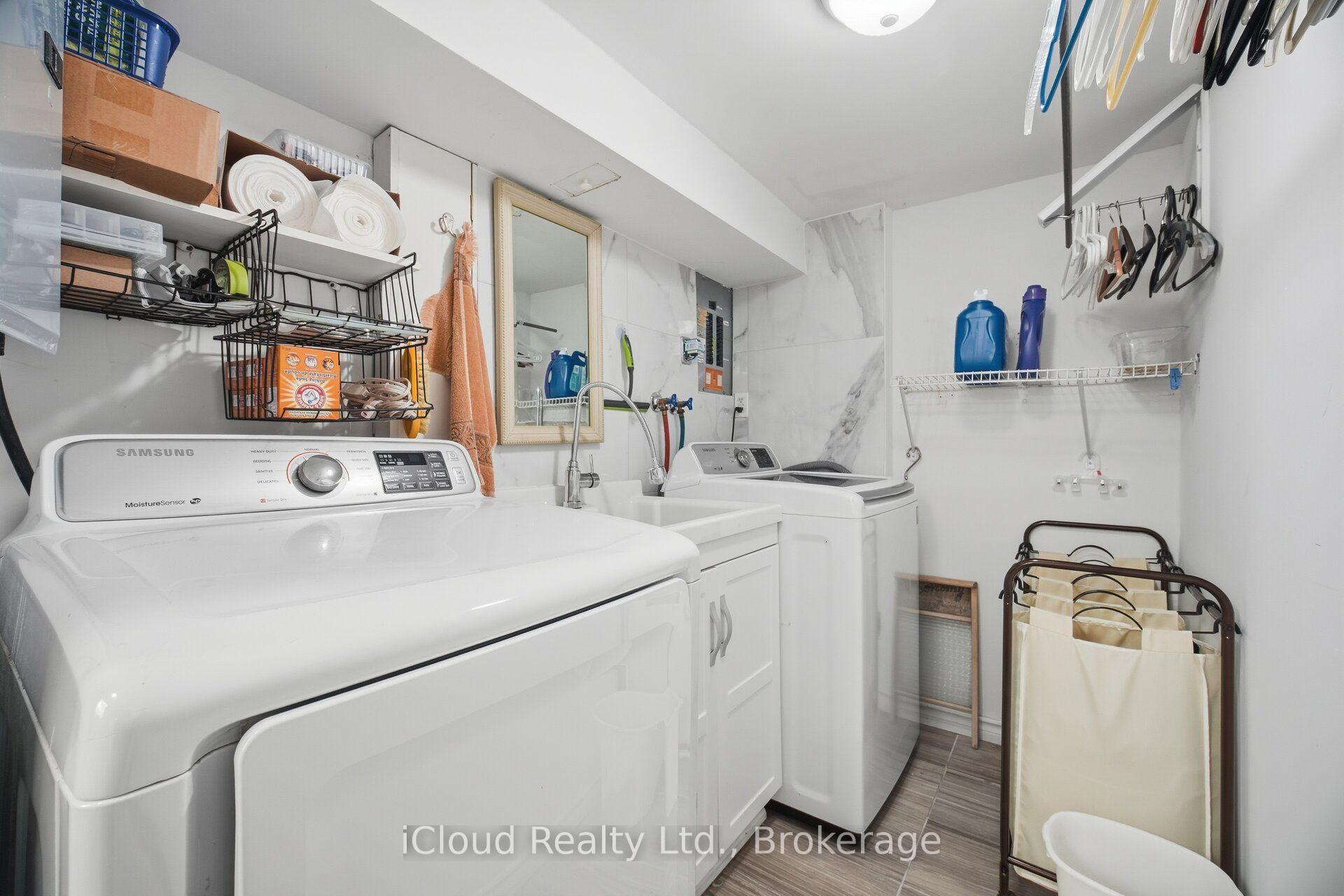Photo 42 of 52 Bengal Court, North York, Glenfield-Jane Heights — HOMEH
