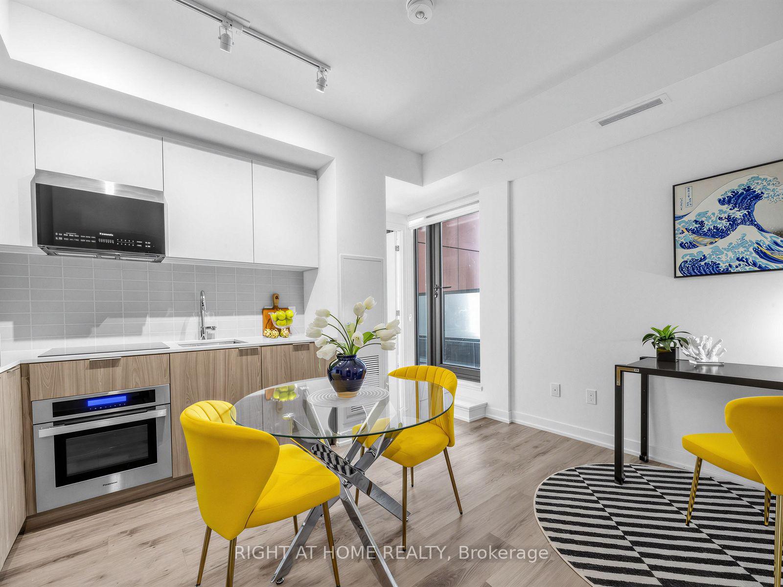 Photo of Unit 723, 28 Eastern Avenue