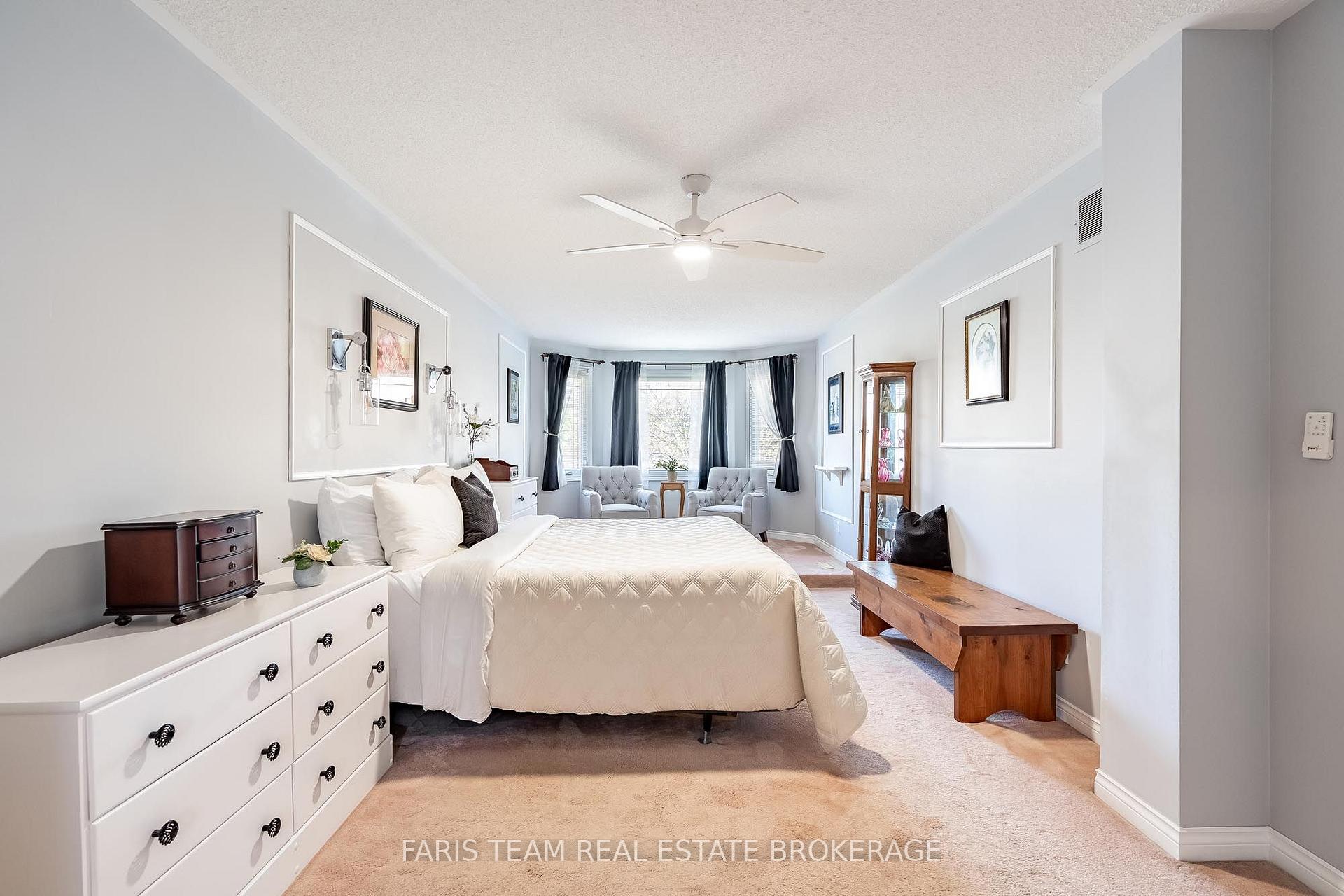 Photo 14 of 4 O'shaughnessy Crescent, Barrie, Holly — HOMEH