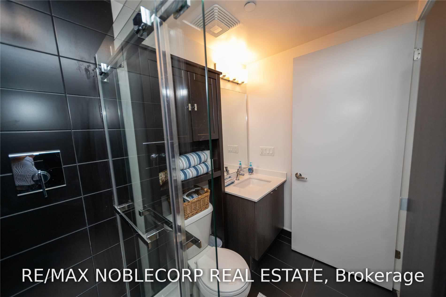 Photo 14 of Unit C321, 5260 Dundas Street, Burlington, Orchard — HOMEH