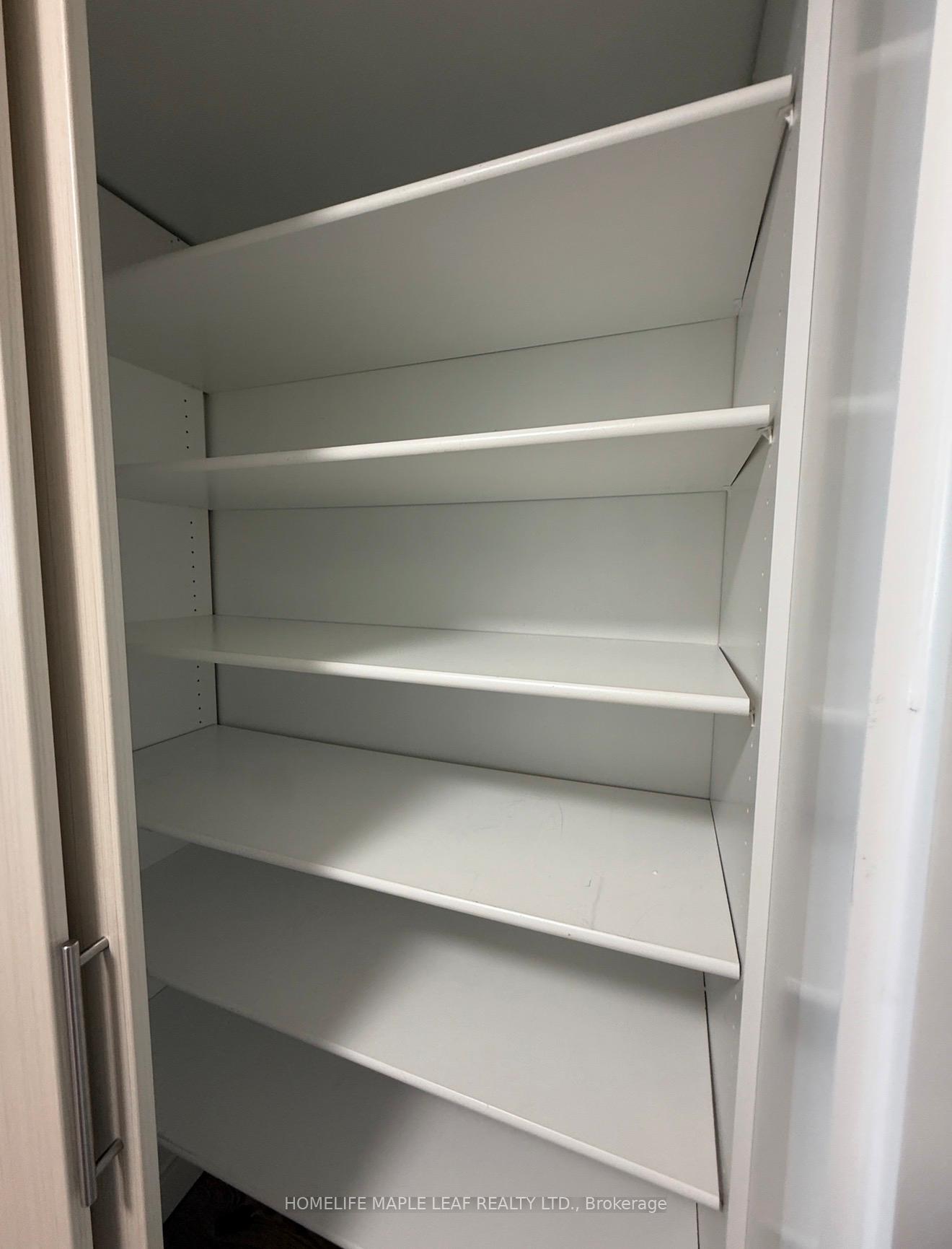 Photo 13 of Unit 1607, 1 Rowntree Road, Etobicoke, Mount Olive-Silverstone-Jamestown — HOMEH