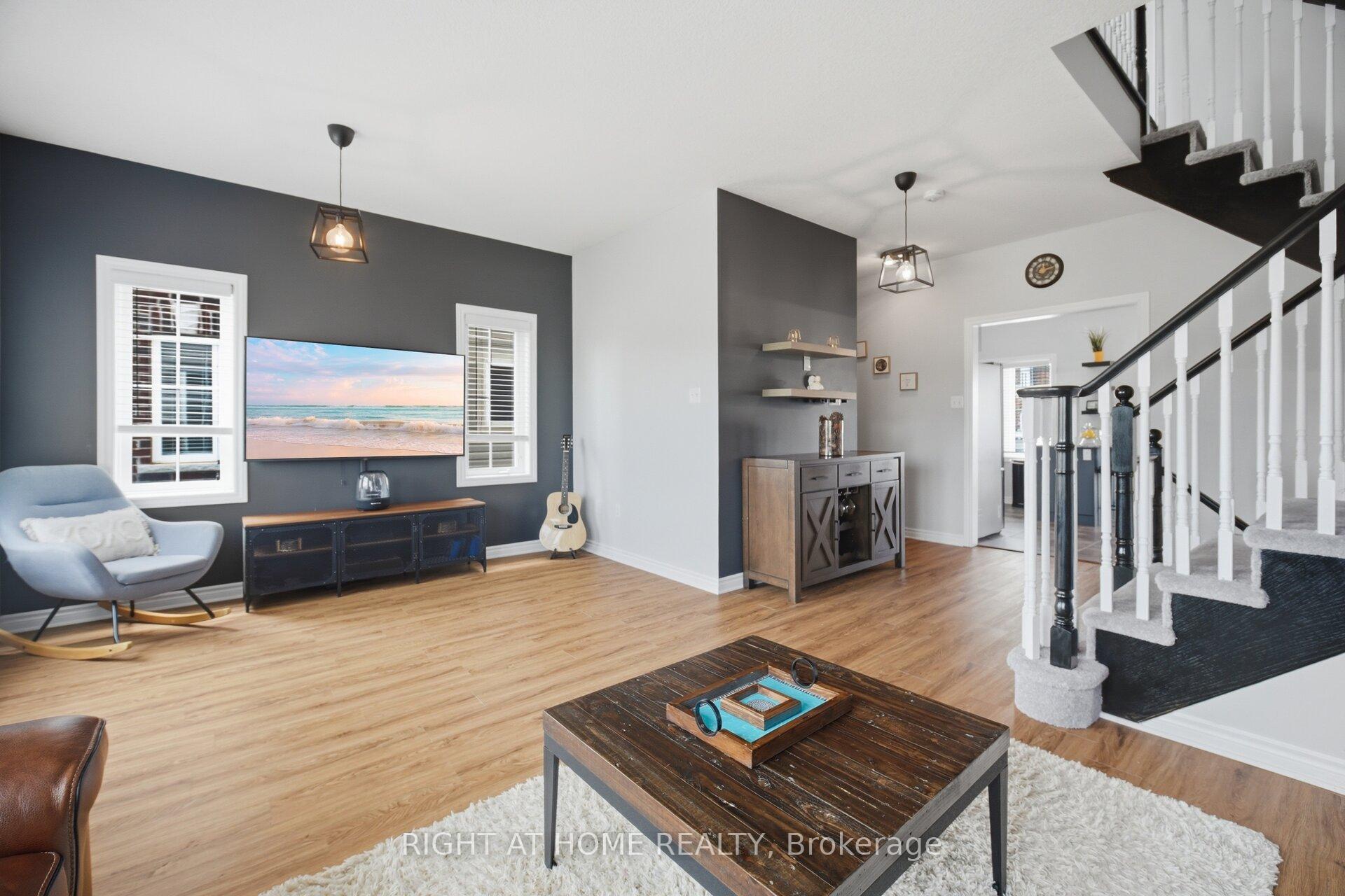 Photo 14 of Unit 73, 88 Decorso Drive, Guelph, Kortright East — HOMEH