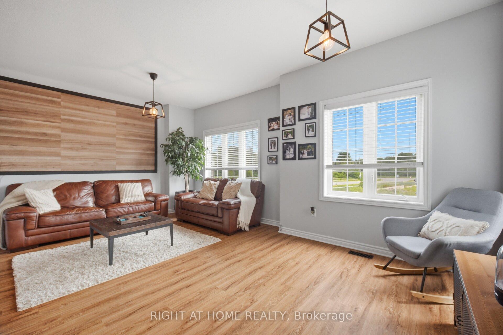 Photo 15 of Unit 73, 88 Decorso Drive, Guelph, Kortright East — HOMEH