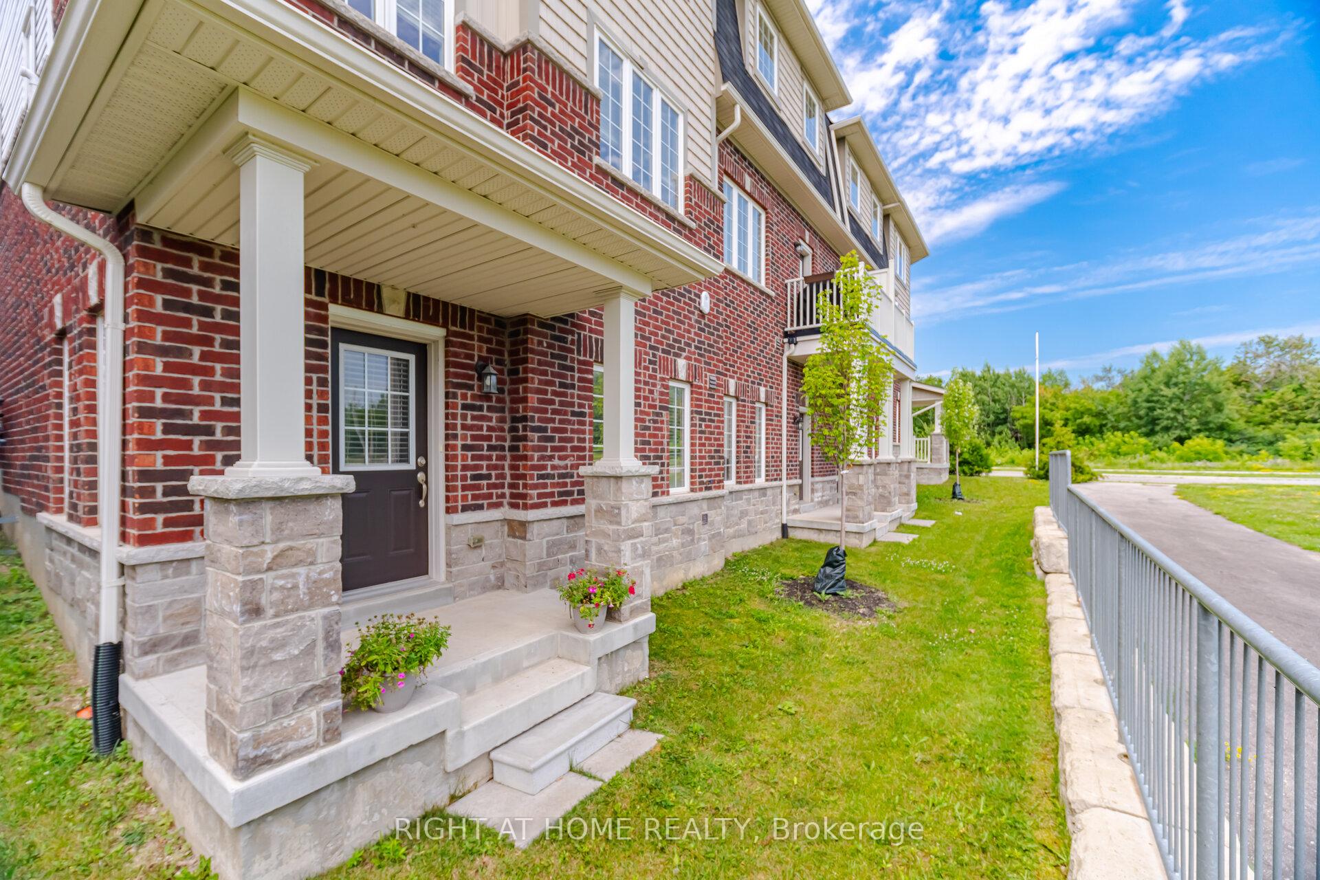Photo 37 of Unit 73, 88 Decorso Drive, Guelph, Kortright East — HOMEH