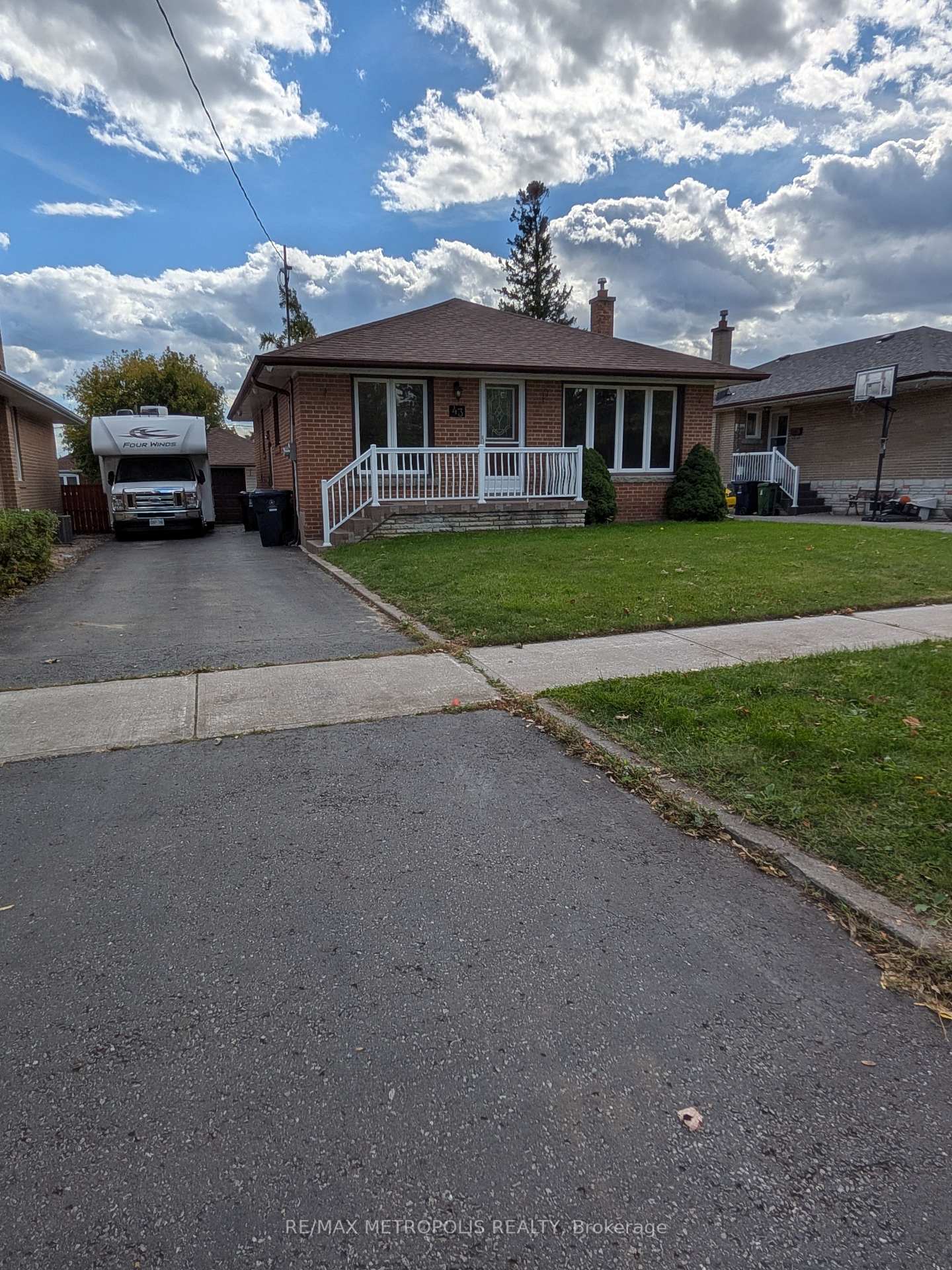 Photo 1 of Unit Main, 43 Lewiston Road, Scarborough, Dorset Park — HOMEH