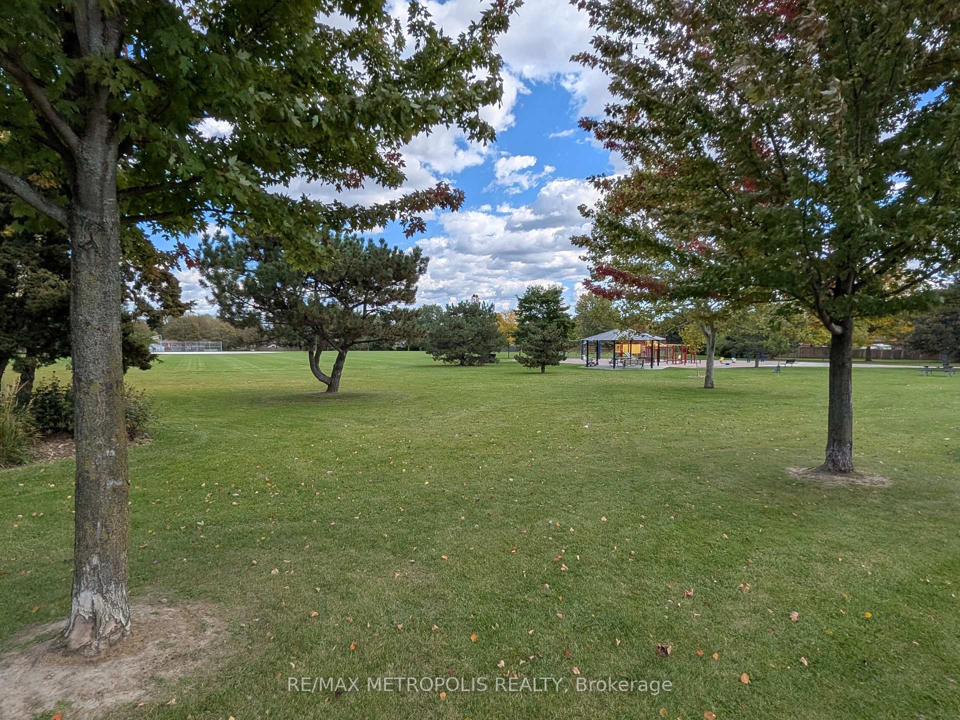 Photo 11 of Unit Main, 43 Lewiston Road, Scarborough, Dorset Park — HOMEH