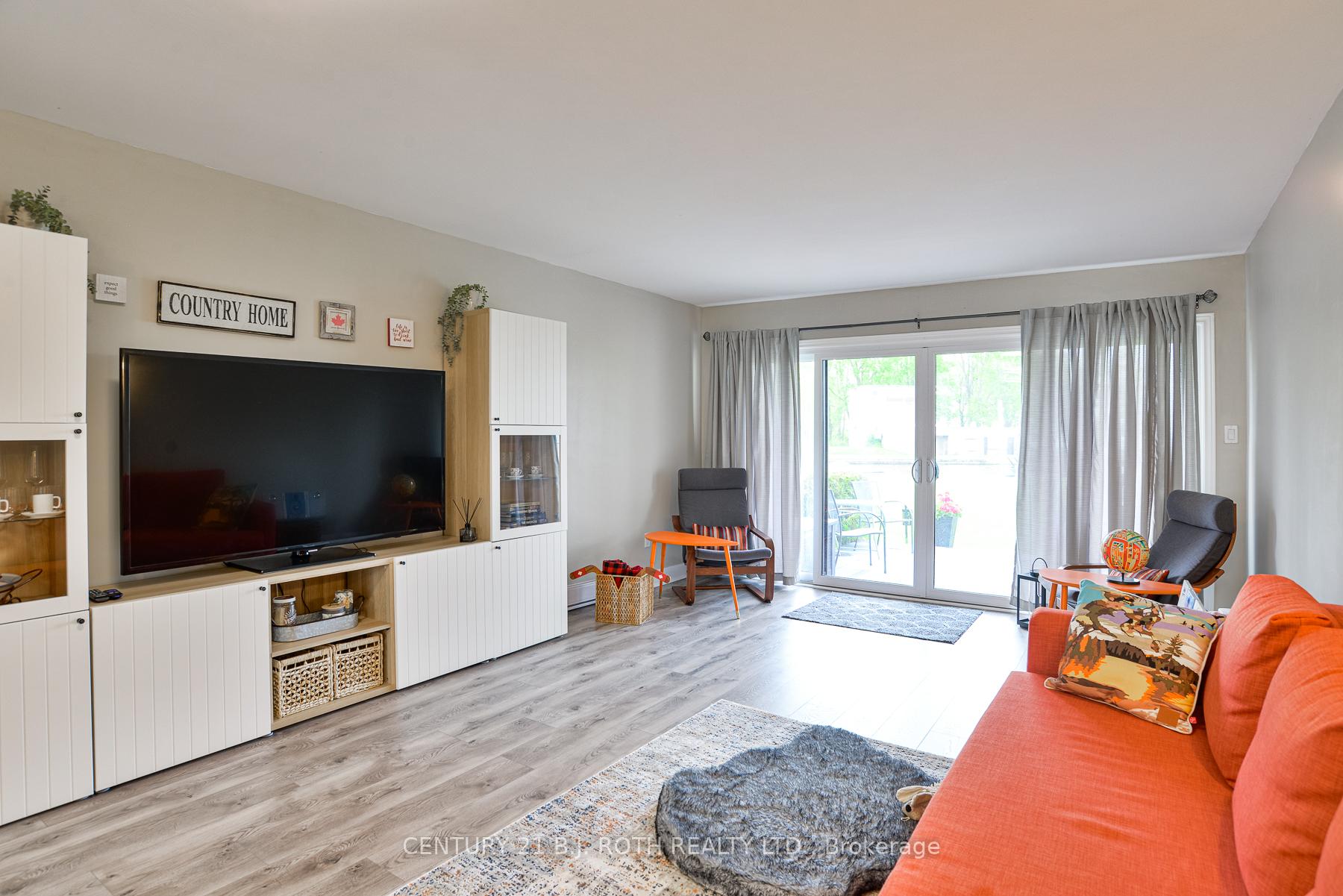 Photo 9 of Unit Unit 14, 1 Paradise Boulevard, Ramara, Rural Ramara — HOMEH